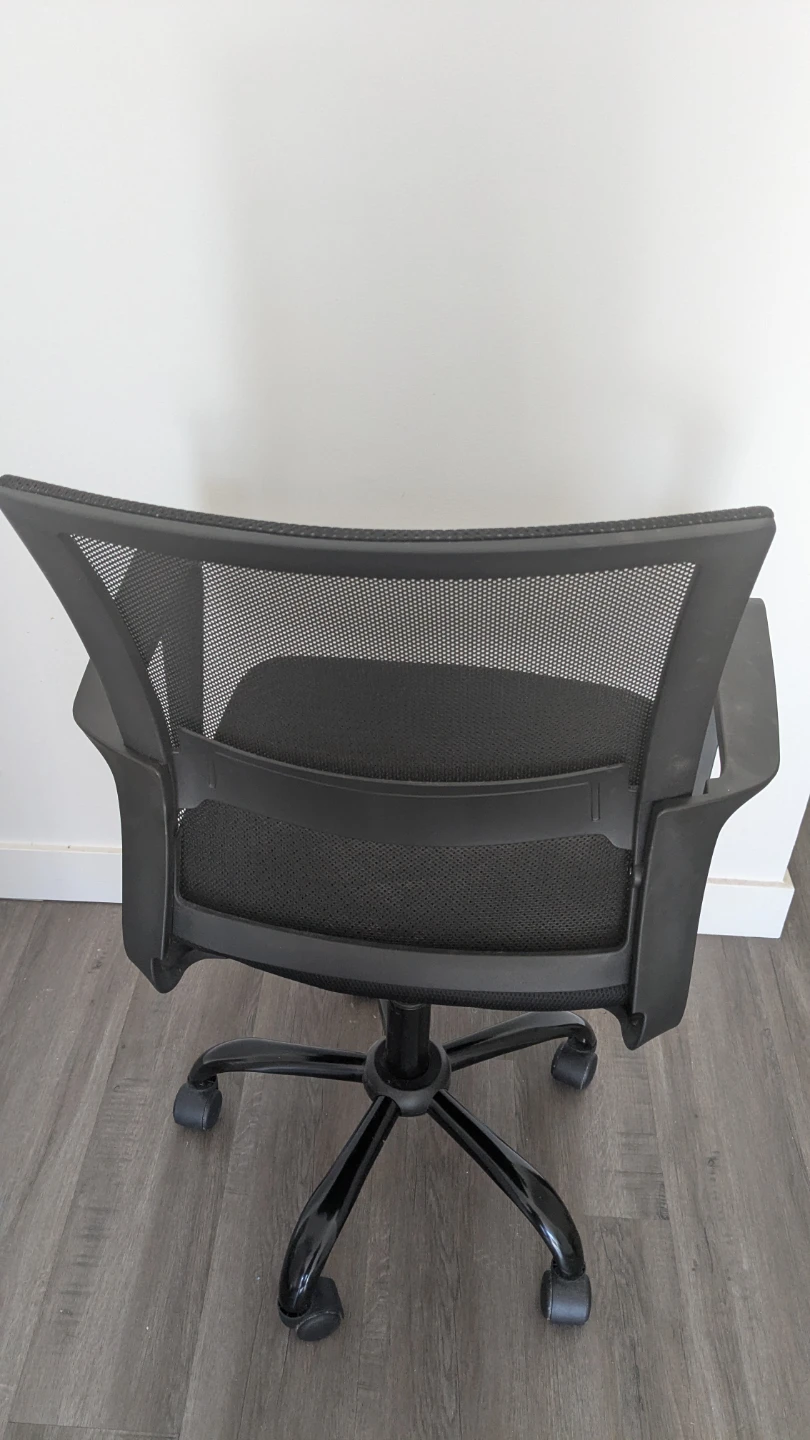 Office chair- New condition - photo 2