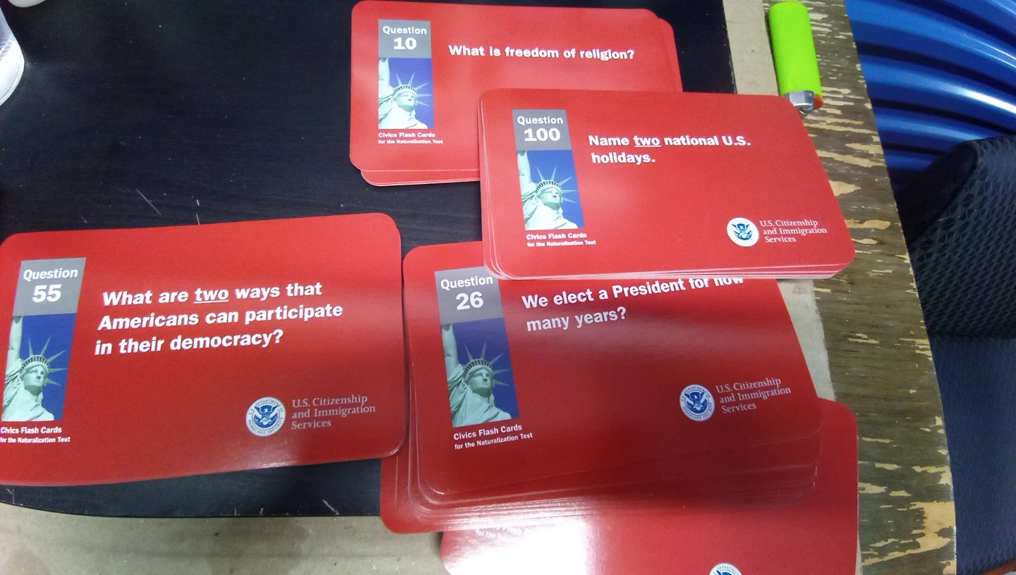 Civics Flash Cards for the Naturalization Test 🥕 - photo 2