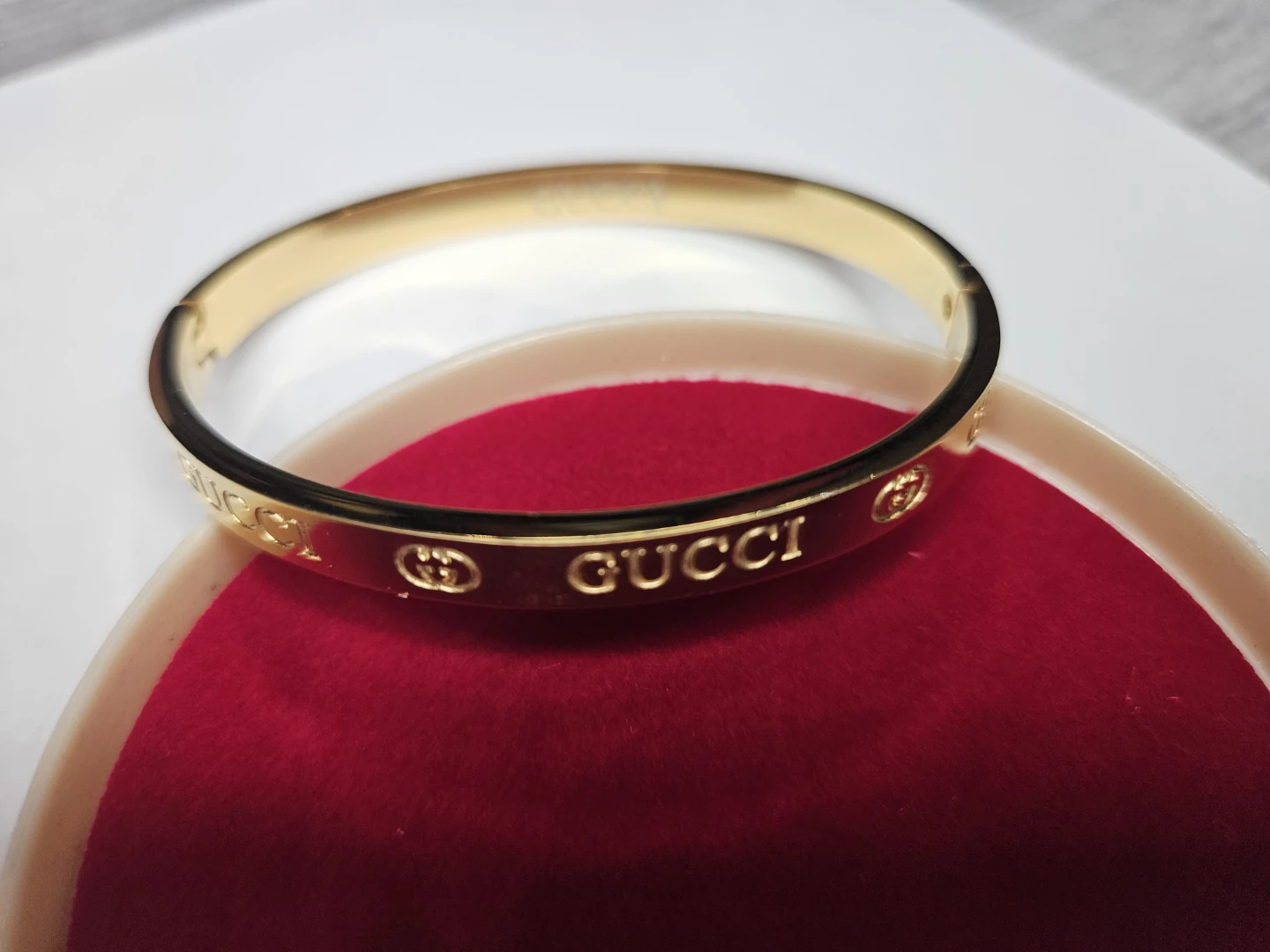 Gucci Gold Tone Interlocking G Bracelet