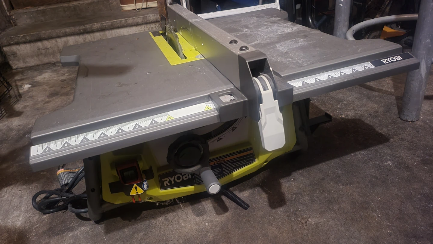 Ryobi 10-inch Table Saw - photo 2