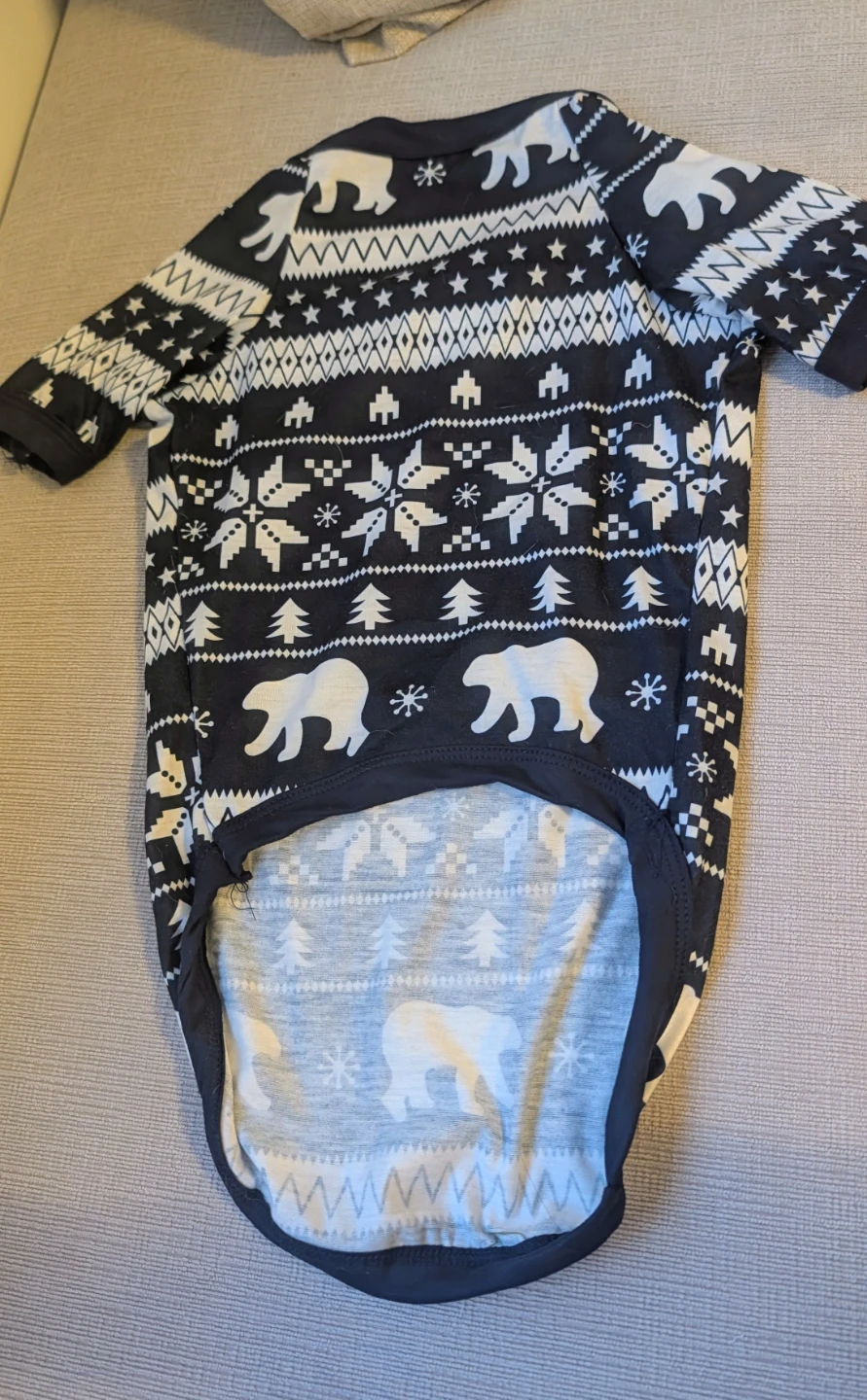 Brand New Adorable Polar Bear Holiday Dog Onesie - Size Medium - photo 3