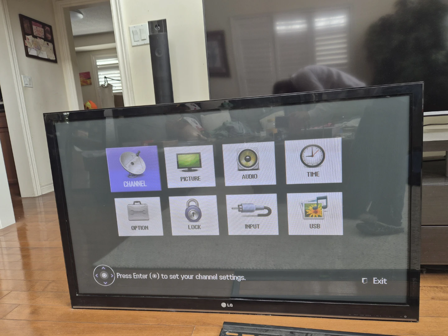 LG Flat Screen TV 50 inch