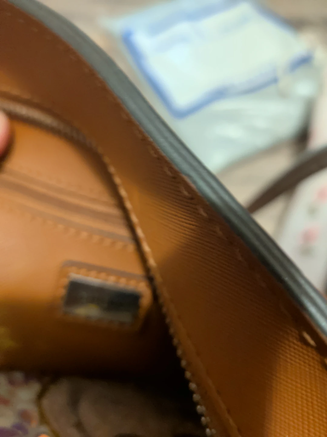 Guess brown tote purse need trades or will sell