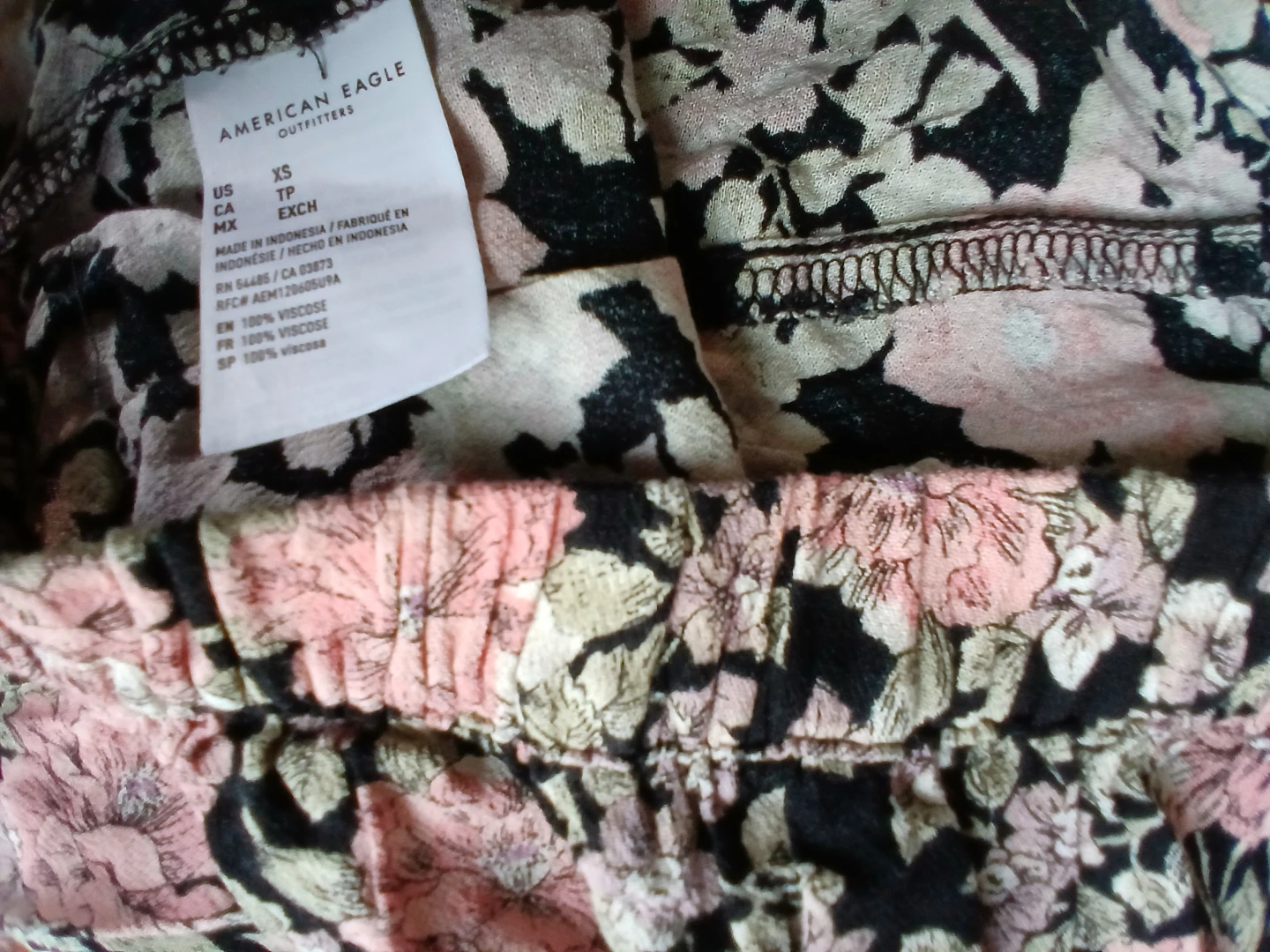 American Eagle Outfitters Floral Mini Skirt XS