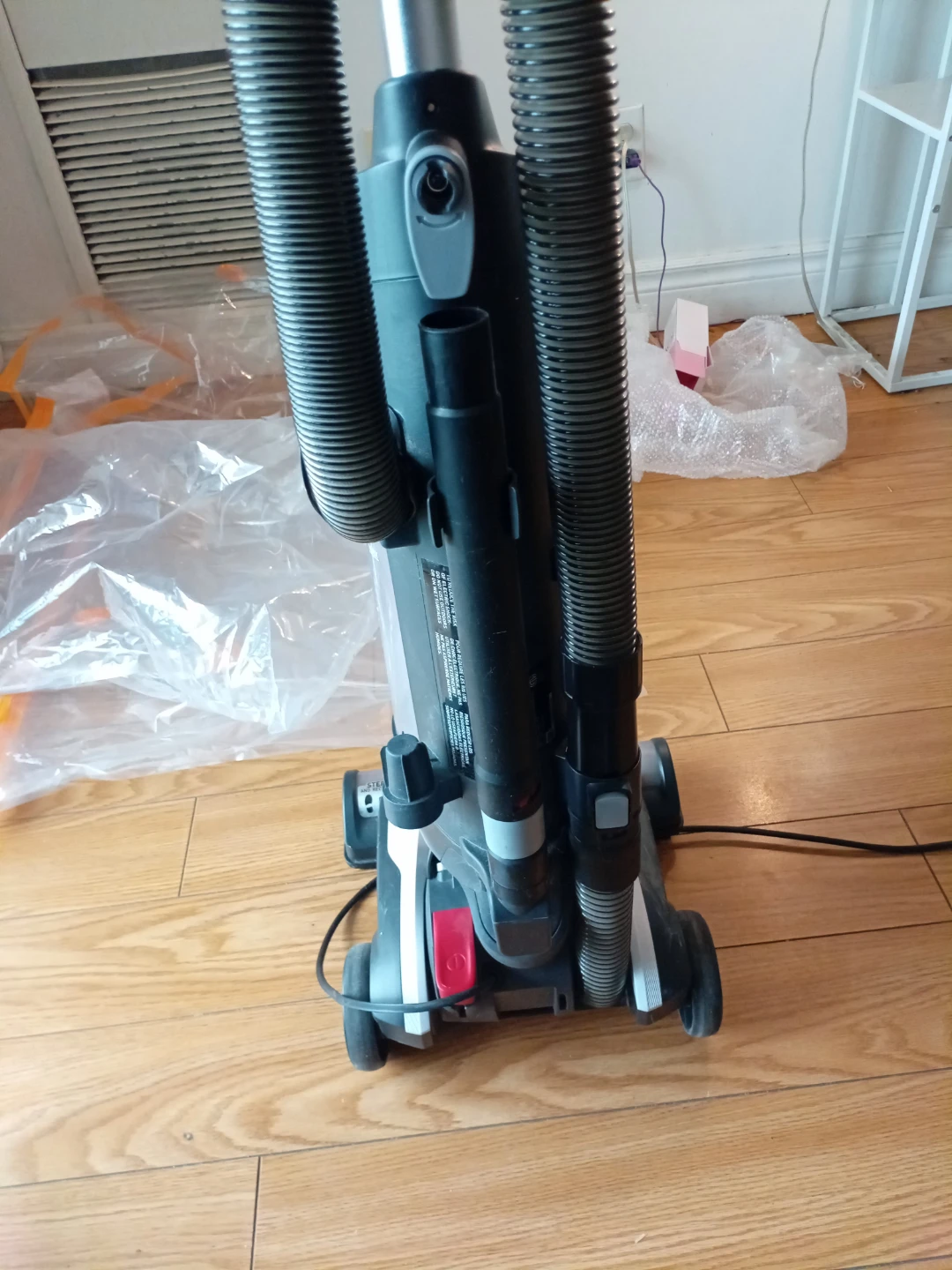 Hoover MaxLife High Performance Swivel Vacuum - photo 3