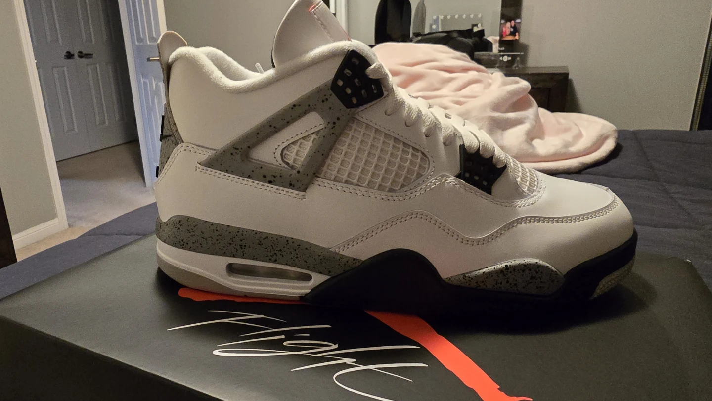 Authentic Air Jordan 4 Retro "White Cement" - photo 2