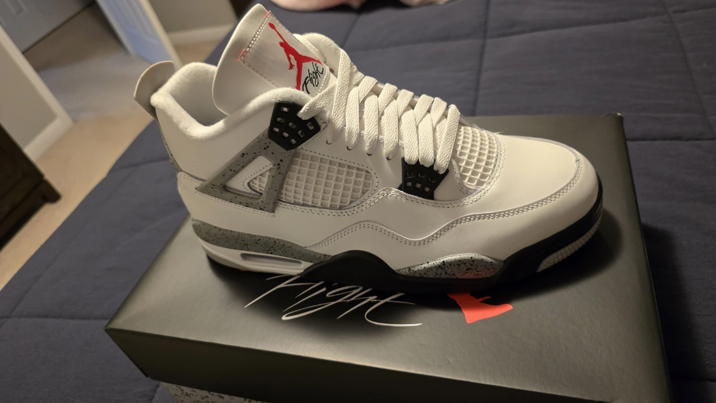 Authentic Air Jordan 4 Retro "White Cement" - photo 3