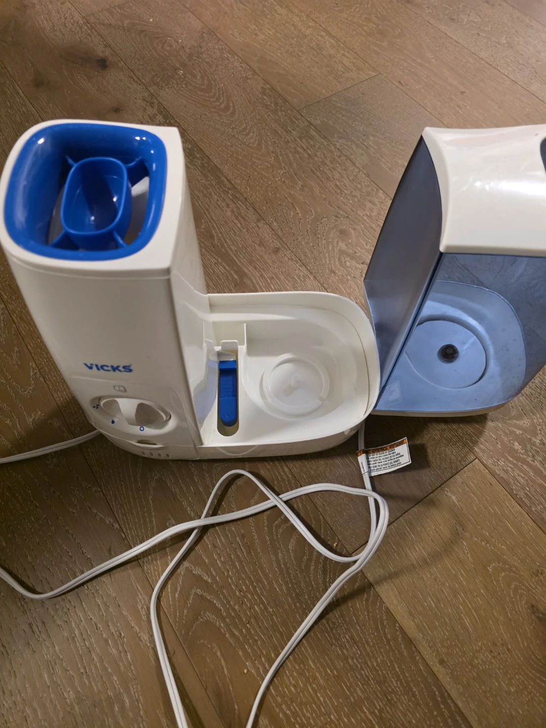 Vicks Humidifier - photo 2