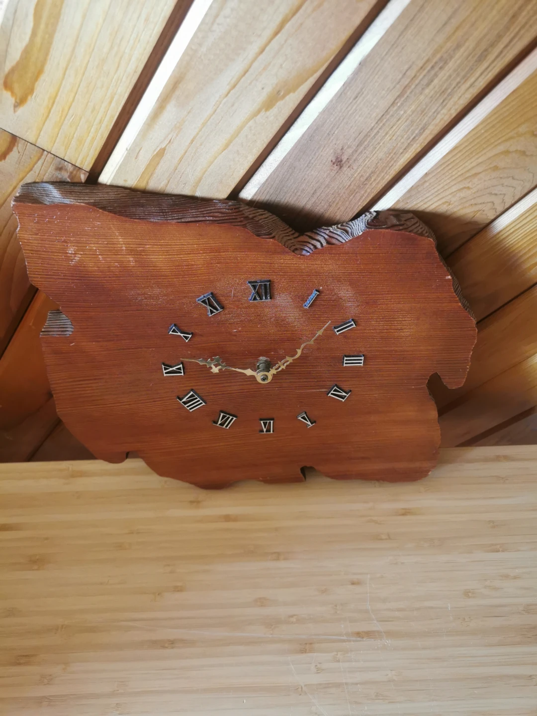 Vintage Solid Hardwood Wall Clock - photo 2