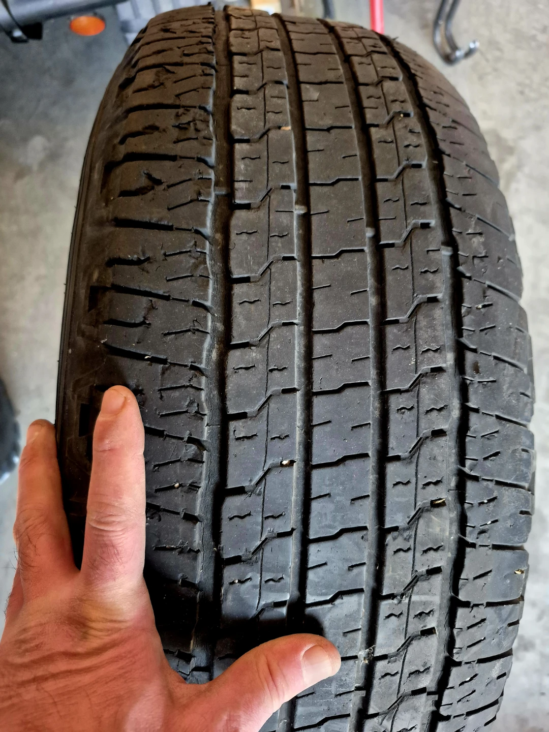 Good 1 Good Year Tire Size 265 65 R18 M+S *REAL DEAL* - photo 2