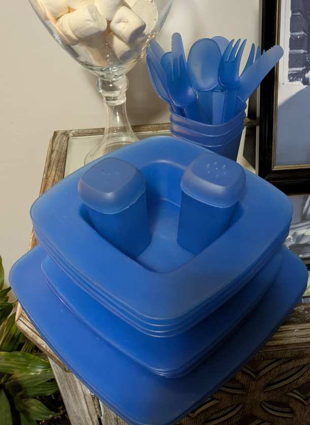 🏆 Heavy Duty plastic Dining set