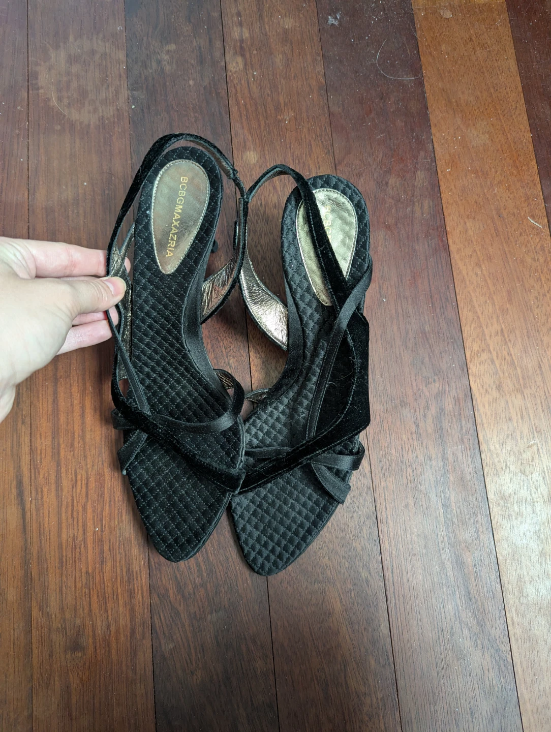 BCBGMAXAZRIA Black Velvet Heels Size 8.5 - photo 2