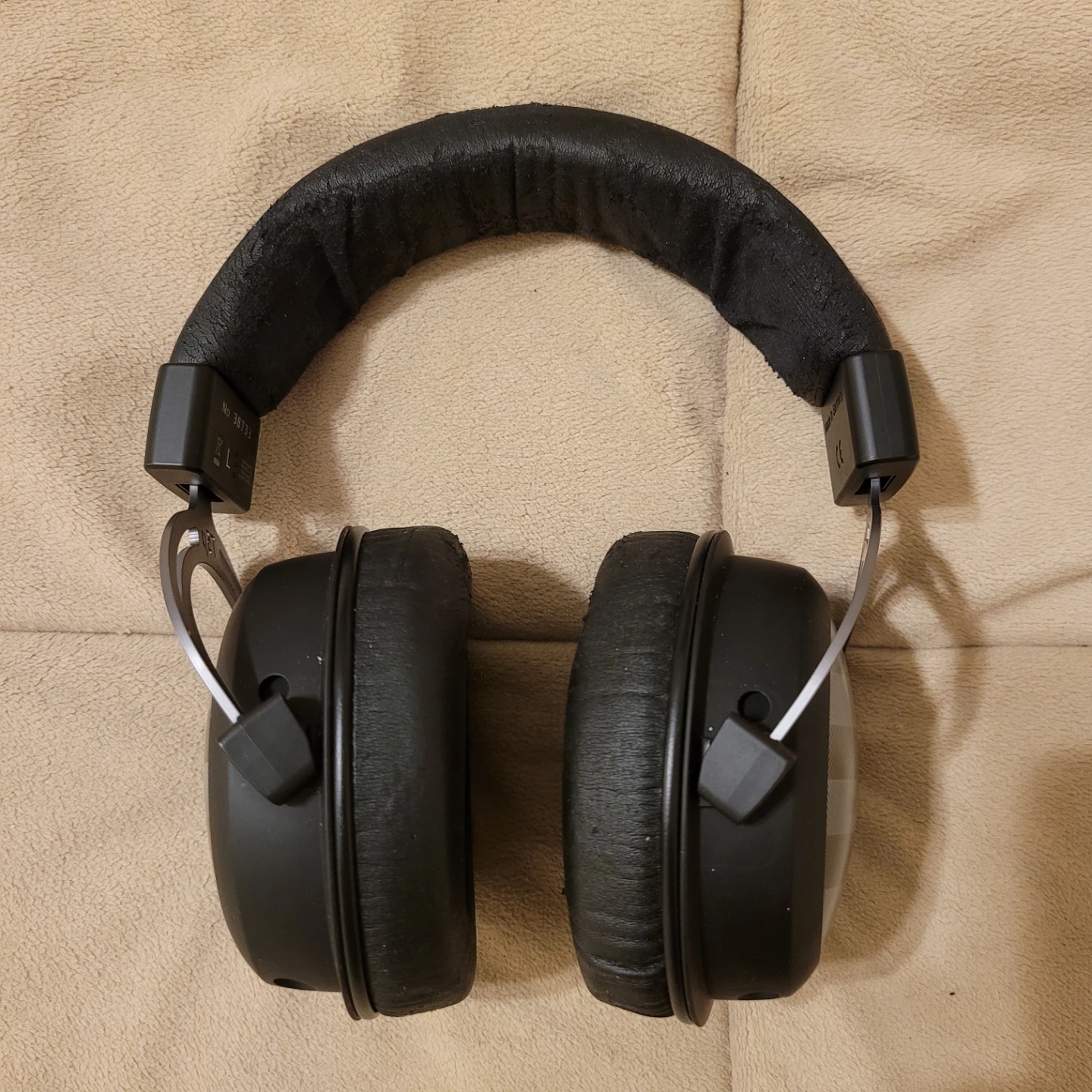 Beyerdynamic T5p Headphones with Chord Mojo DAC - photo 2