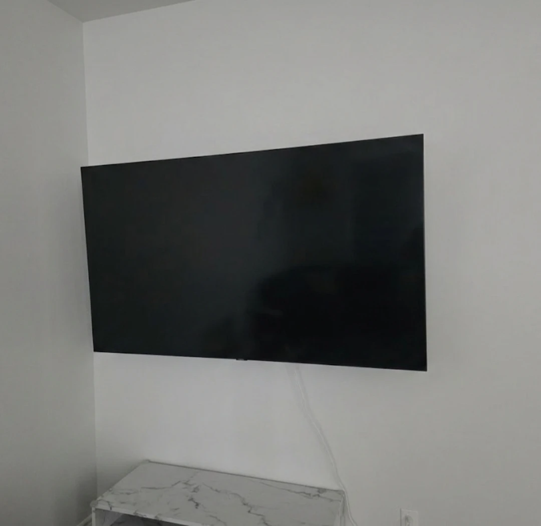 Samsung 75" QLED 4K UHD Smart TV