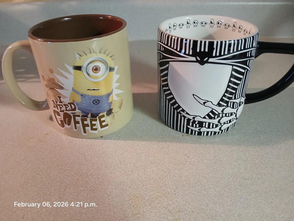 🏆 Jack Skellington  and Minions Mugs