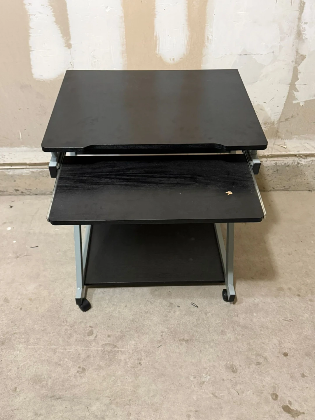 Black Rolling Laptop Desk with Keyboard Tray