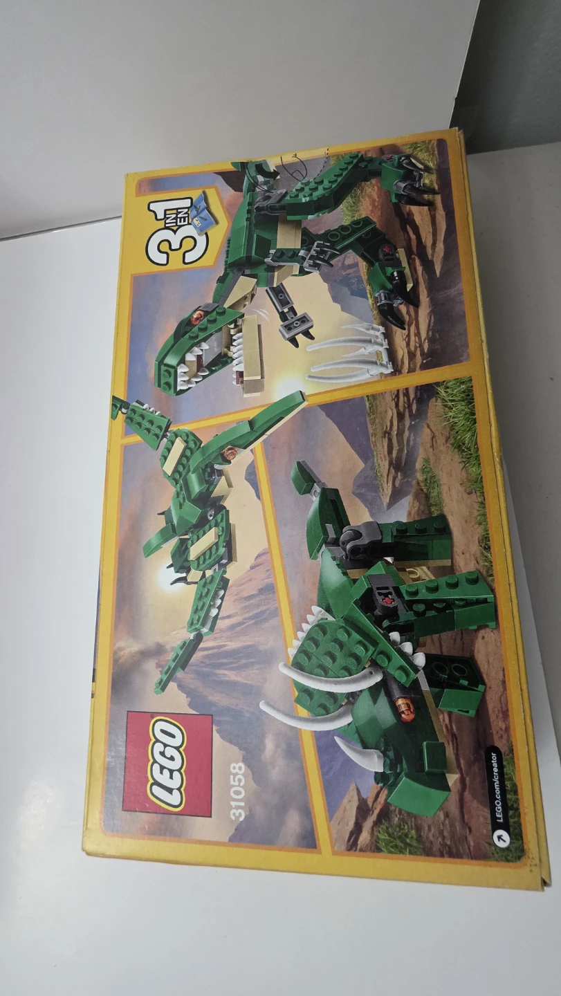 LEGO Creator 31058 Mighty Dinosaurs Building Toy