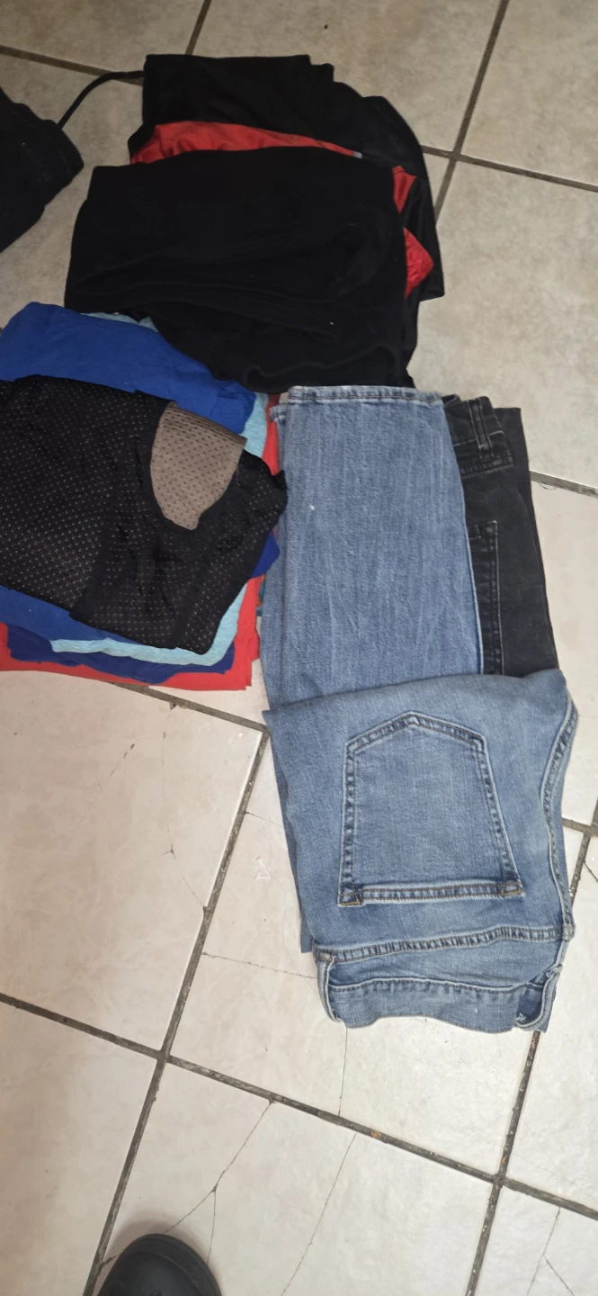 Assorted Men's Clothing Bundle - photo 2