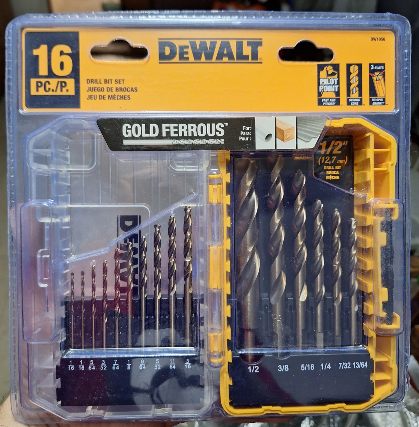 DeWalt Drill Kit w/ 2 NEW OEM Batteries + NEW Bit Set - photo 2