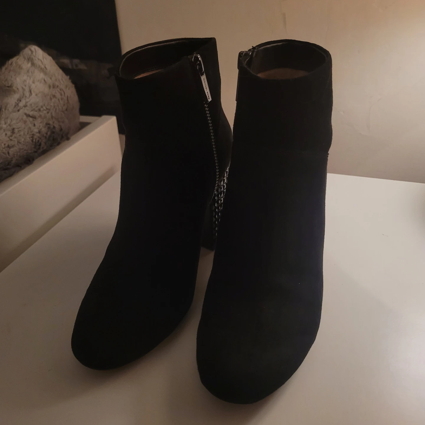 Michael Kors Ankle Boots size 7 - photo 3