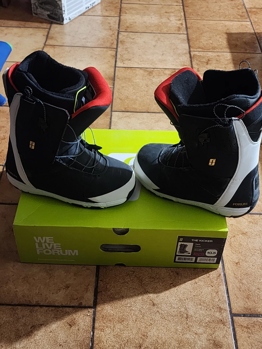 Forum The Kicker Snowboard Boots - Size 10.5