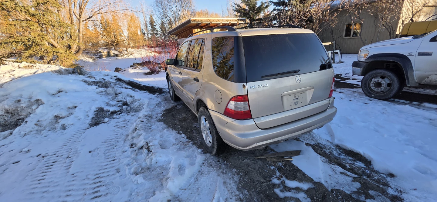Mercedes-Benz ML 350 SUV - photo 5