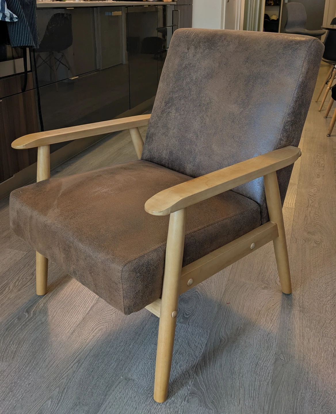Brown Accent Chair with Wooden Frame