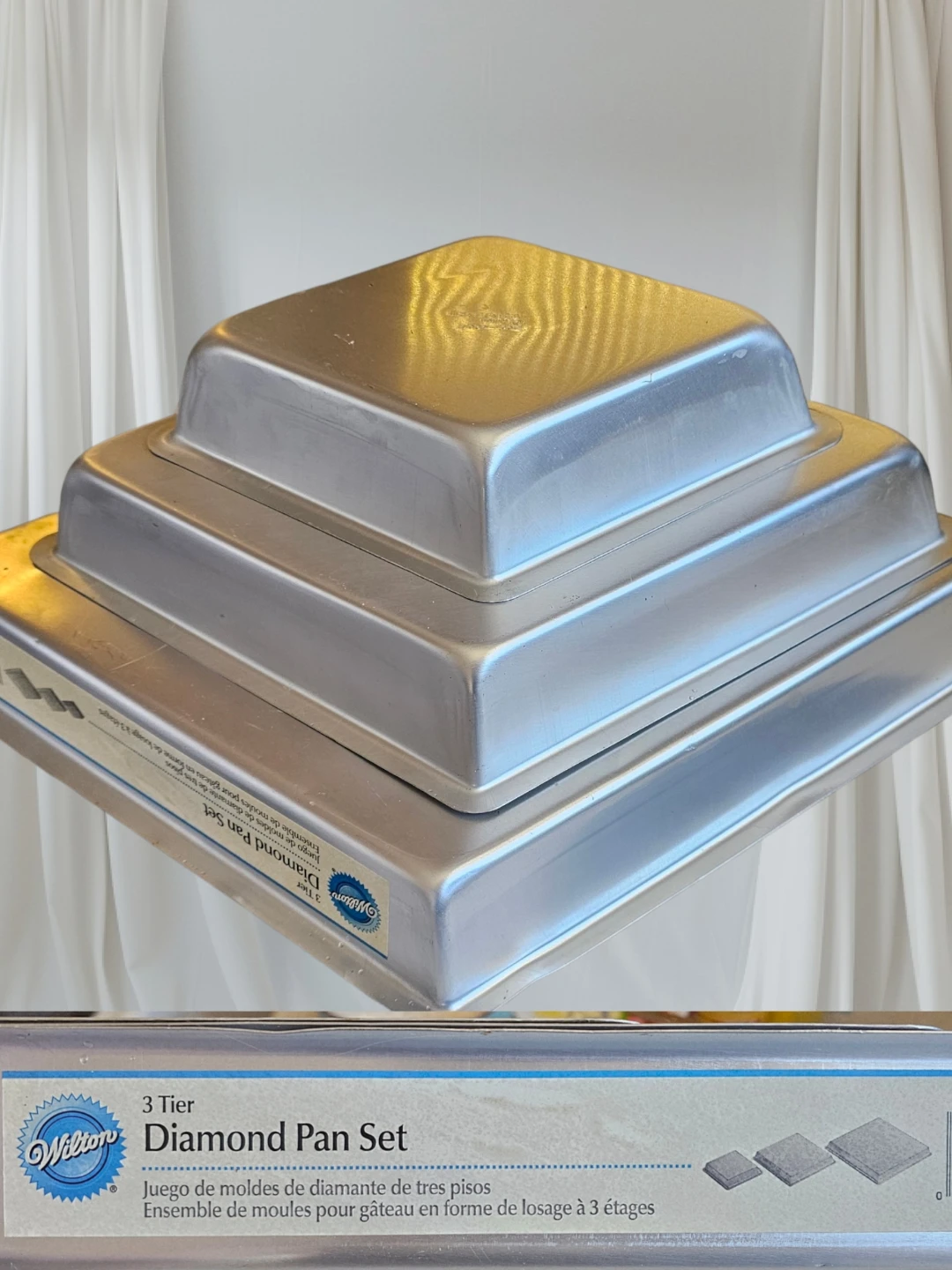 Wilton 3 Tier Diamond Cake Pan Set - photo 3