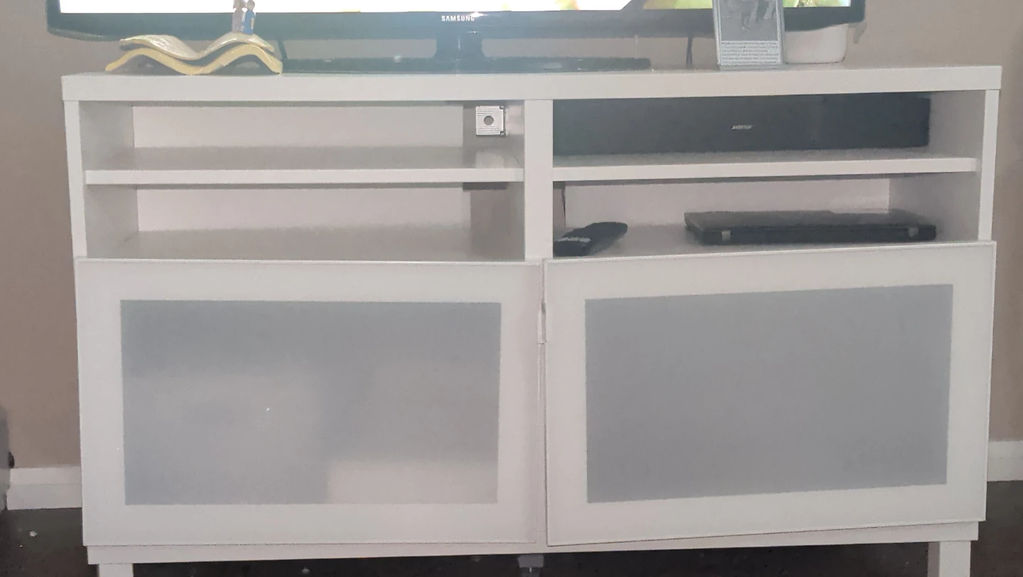 White Ikea TV stand