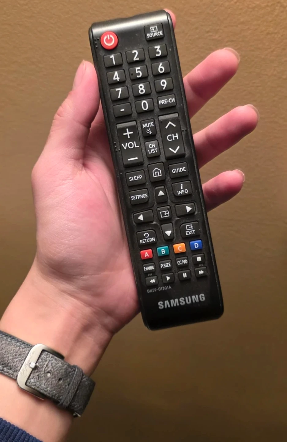 55" 4K Samsung Flat Screen TV/Remote - photo 3