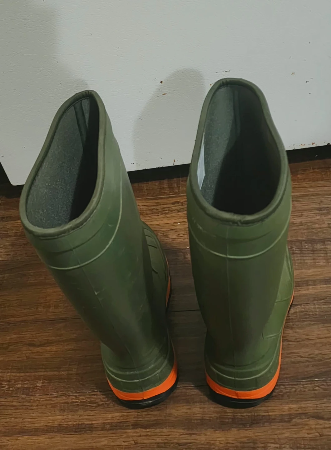 Baffin rubber boots, size 10 - photo 3