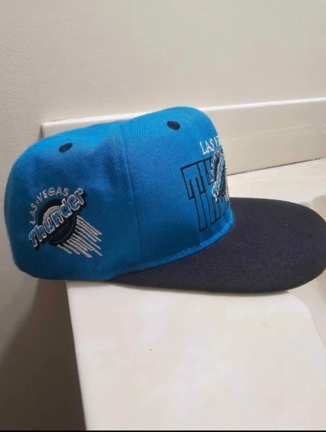 Vintage Las Vegas Thunder Blue & Black Snapback Hat - photo 2