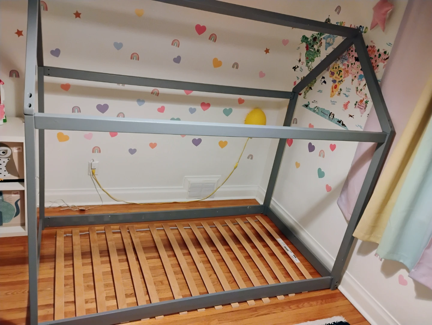 House floor bed with mattress - twin size