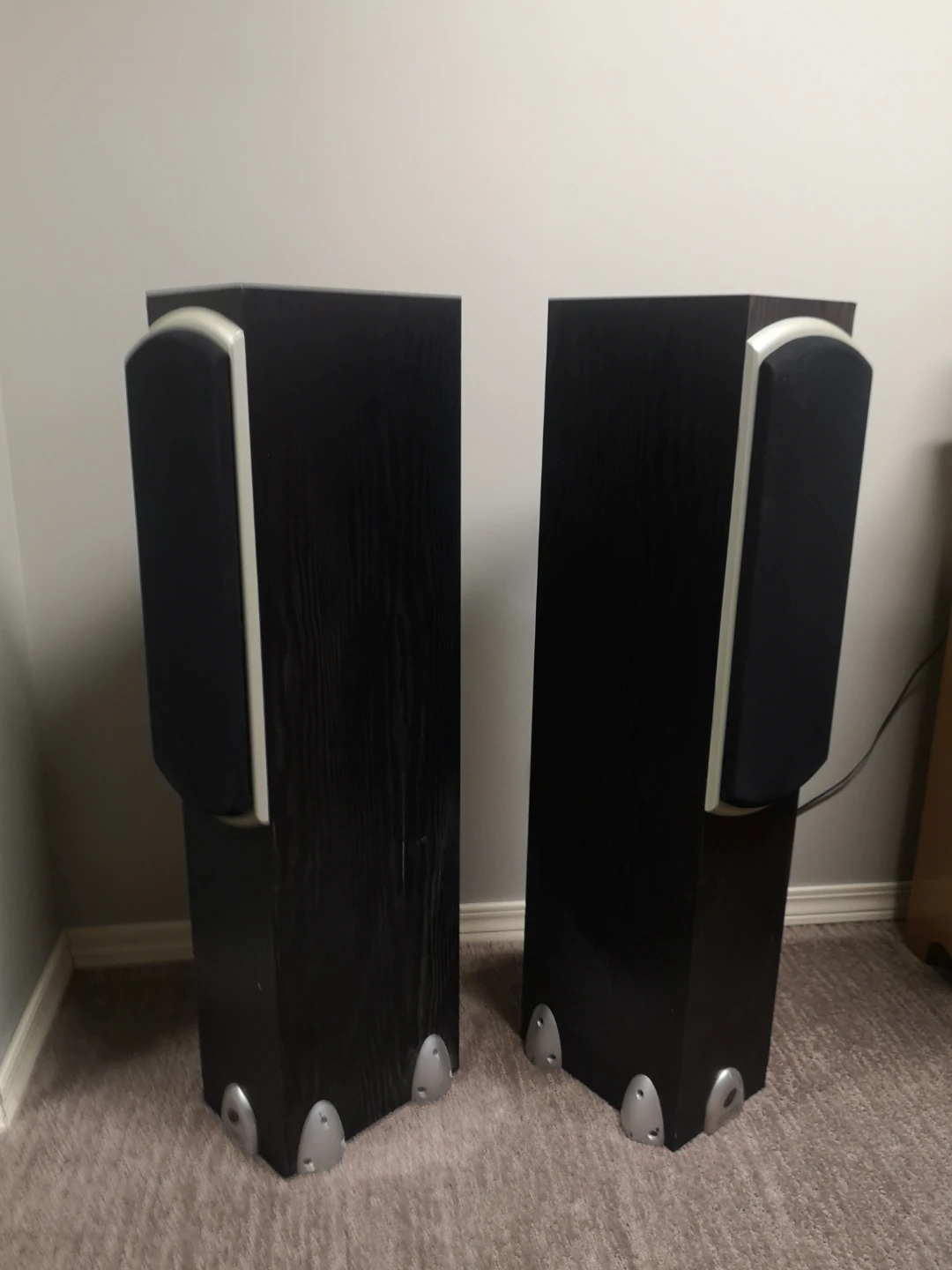 2 Speaker Boxes - photo 4