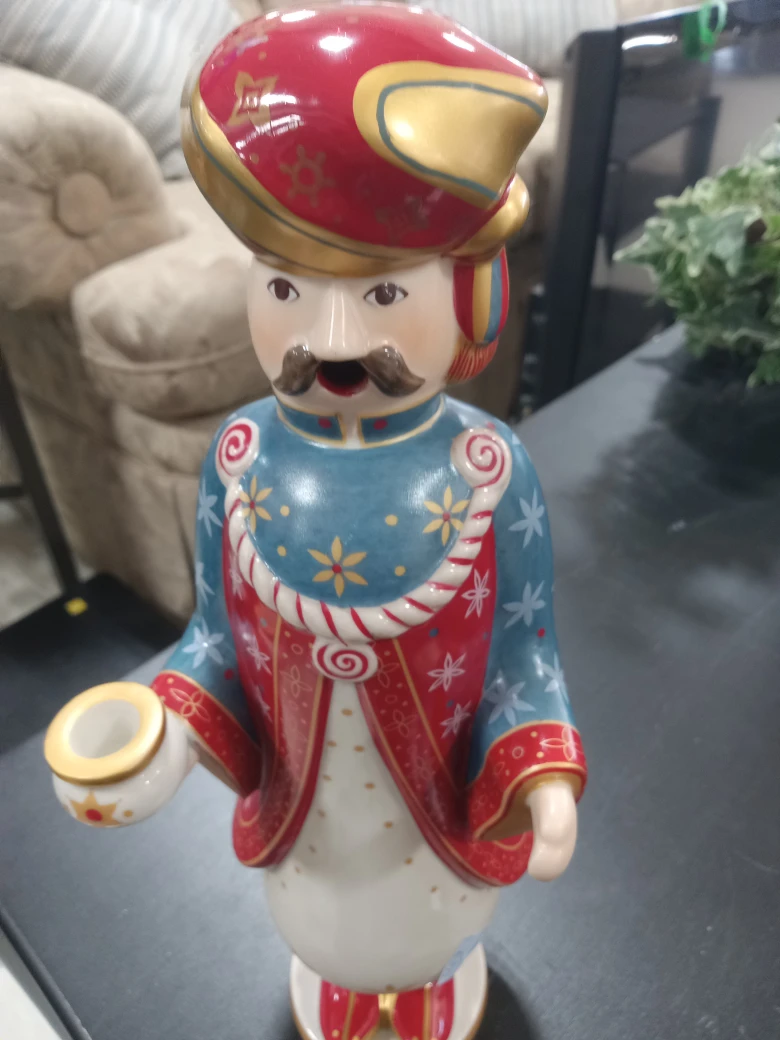 Villeroy & Boch Nativity Figure Candle Holder