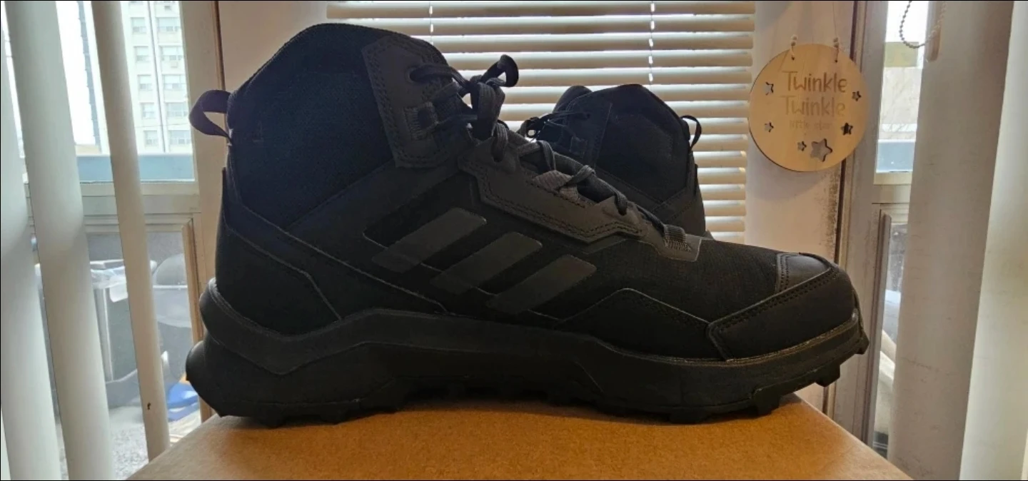 Adidas Terrex AX4 Mid GTX Hiking Boots - photo 3