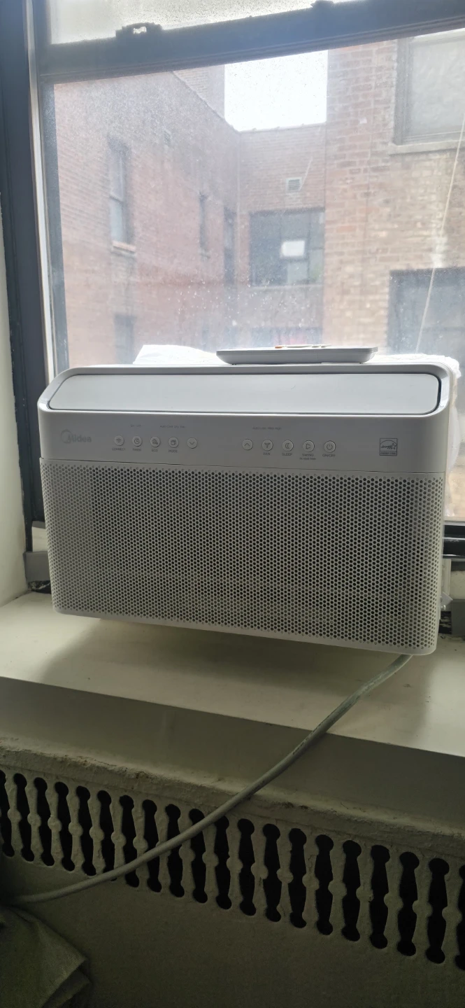 Midea Window Air Conditioner with Remote - photo 2