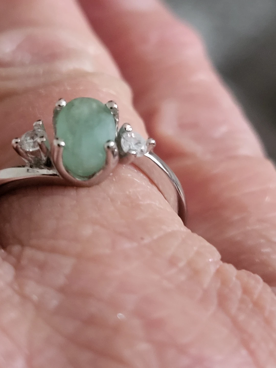 Sterling Silver (1.5ct.)Emerald & CZ Ring - photo 2