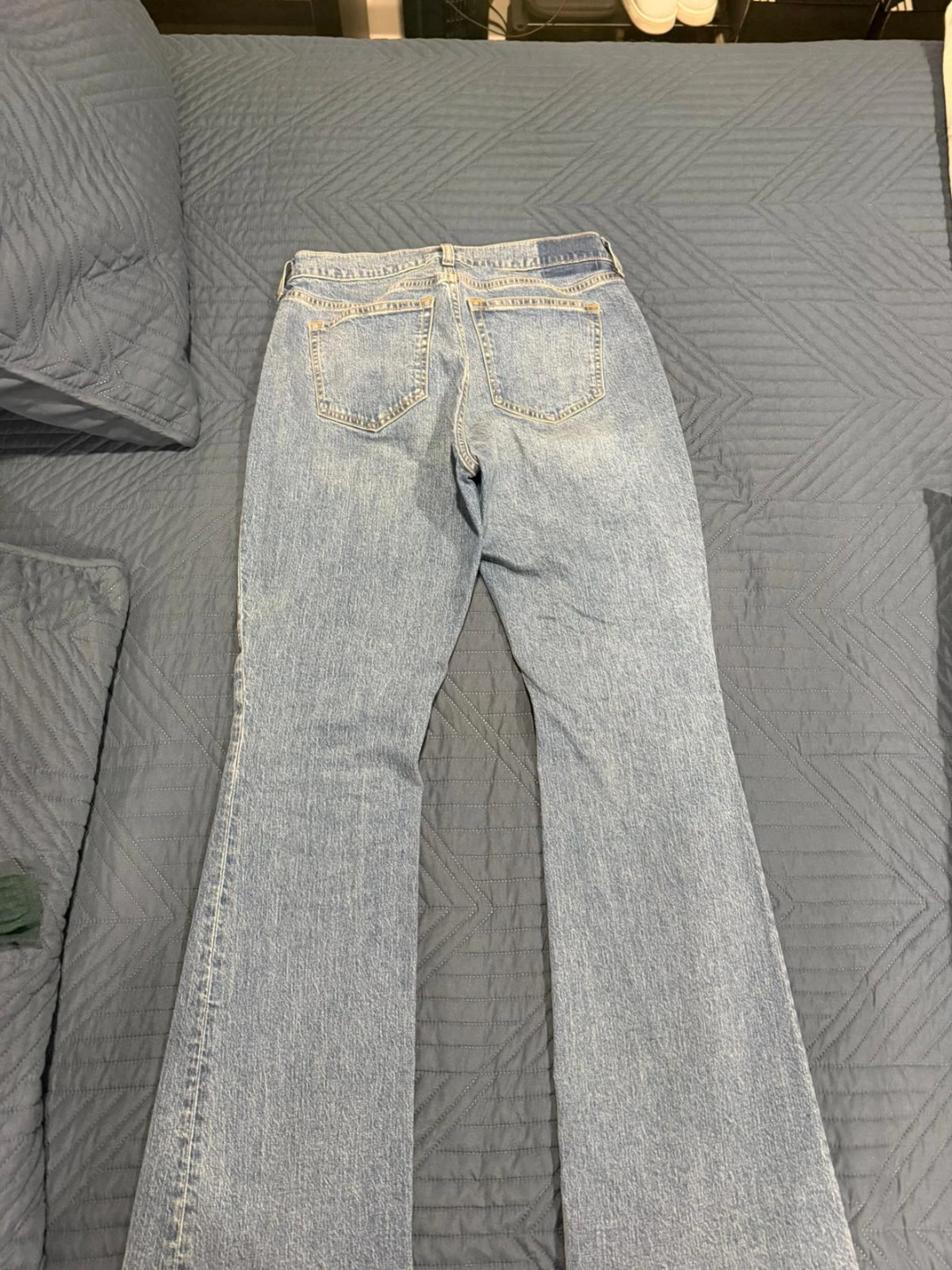 Abercrombie & Fitch The Bootcut Mid Rise Jeans - Size 28 Short