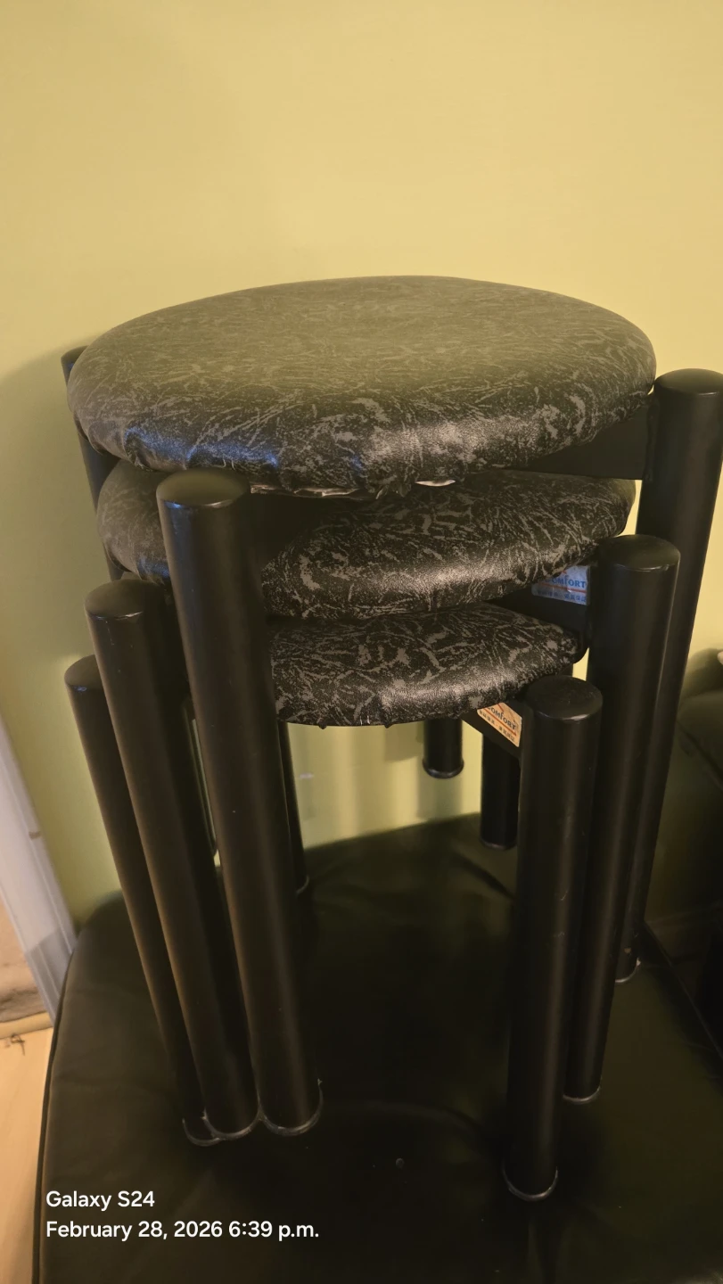 Set of 4 Stackable Stools