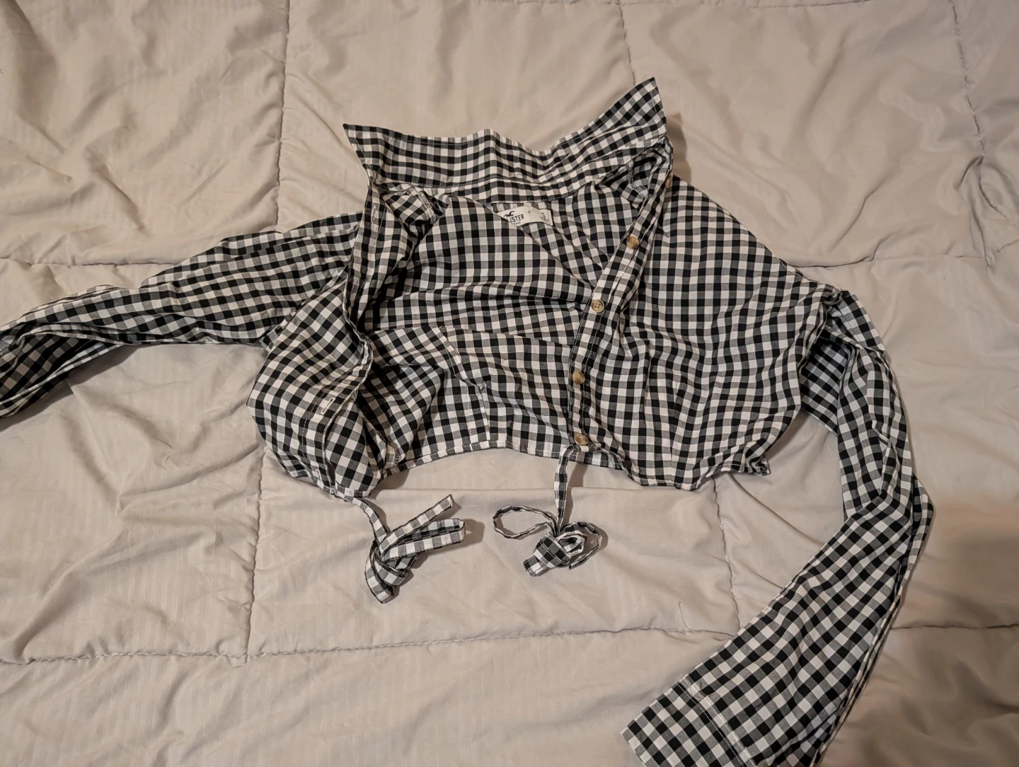 Hollister Black and White Gingham Crop Shirt🥕 - photo 2
