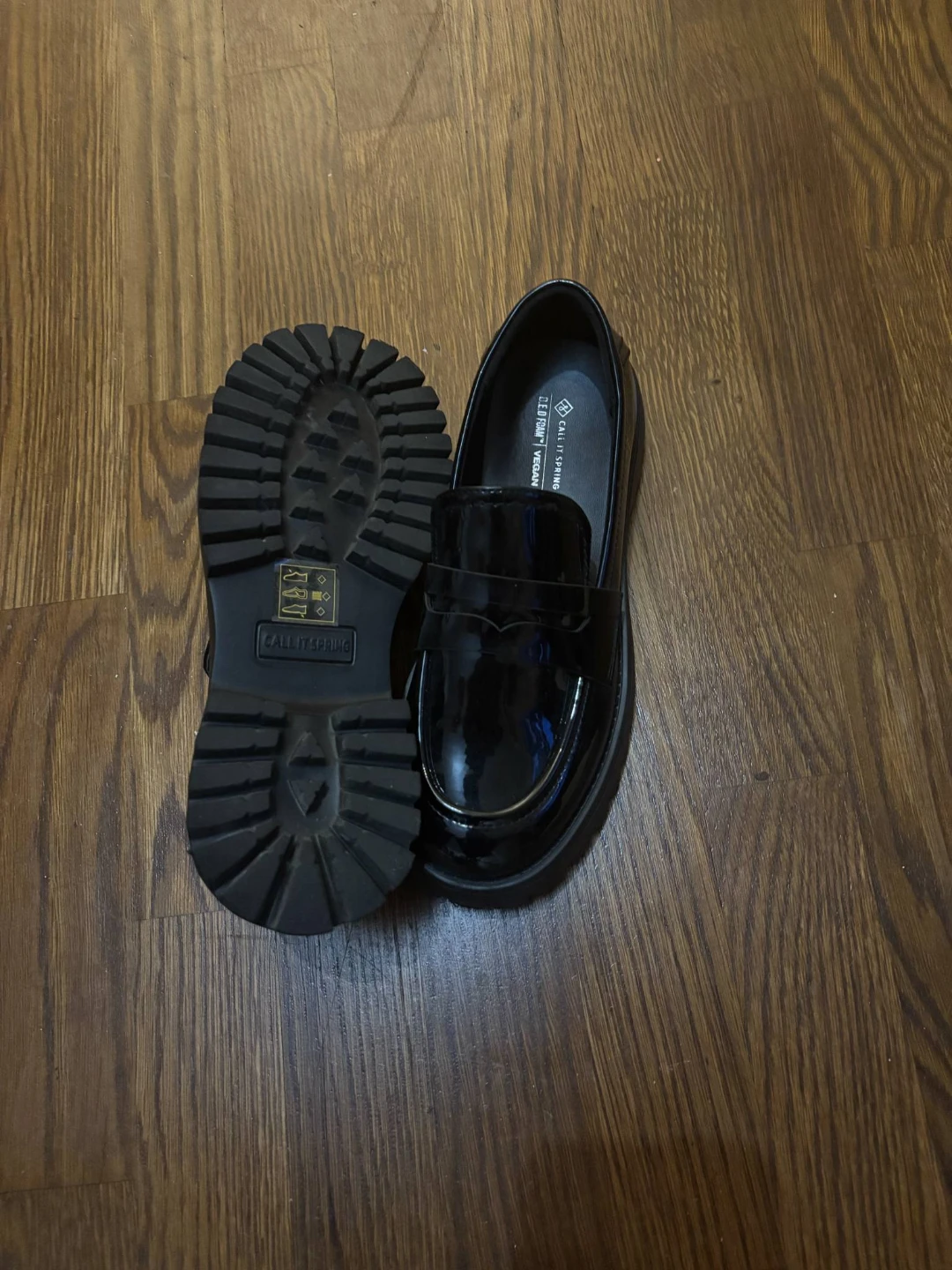 Black Patent Loafers - photo 2