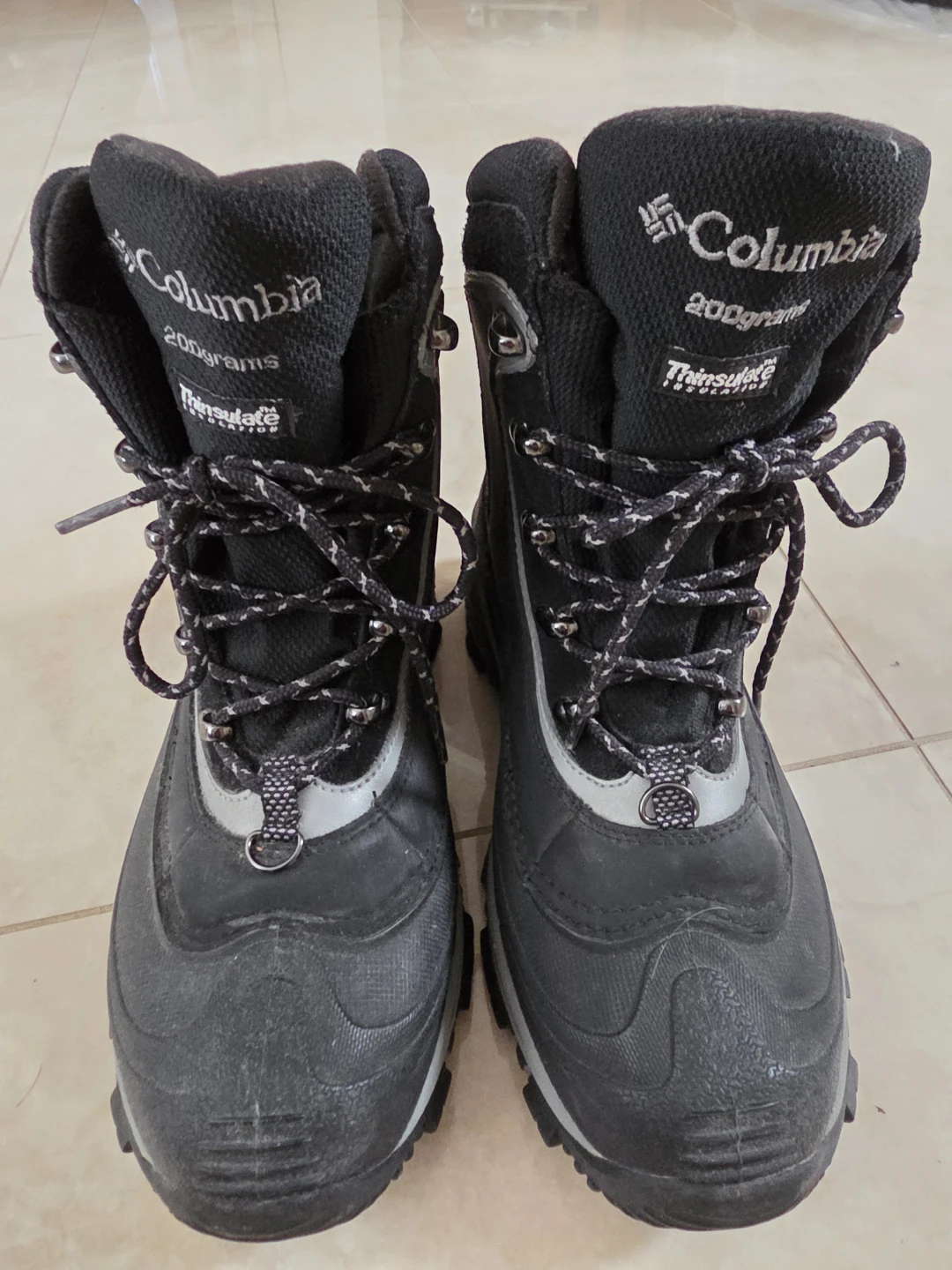 Columbia Snow Boots - 200g Thinsulate - Size 7 Youth