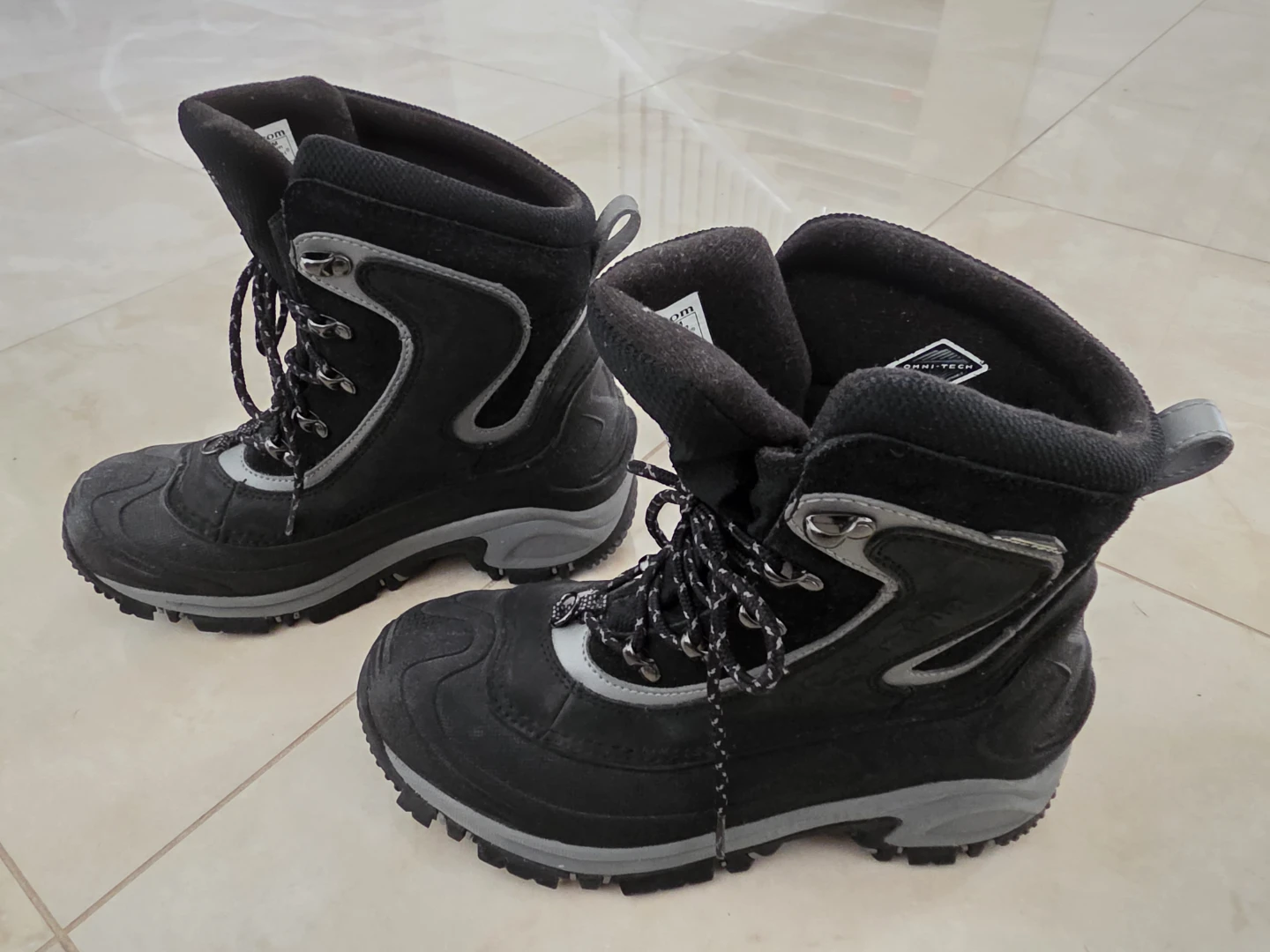 Columbia Snow Boots - 200g Thinsulate - Size 7 Youth - photo 2