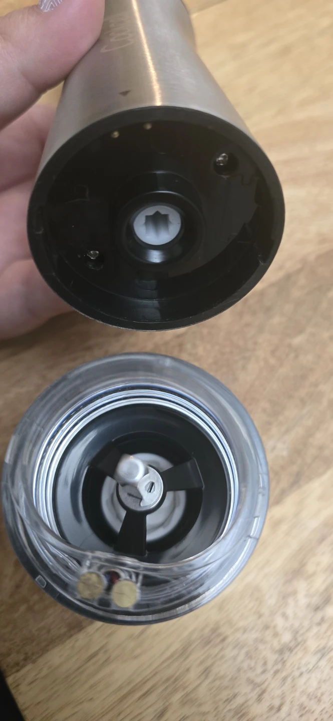 Cookcell Electric Salt or Pepper Grinder - photo 4