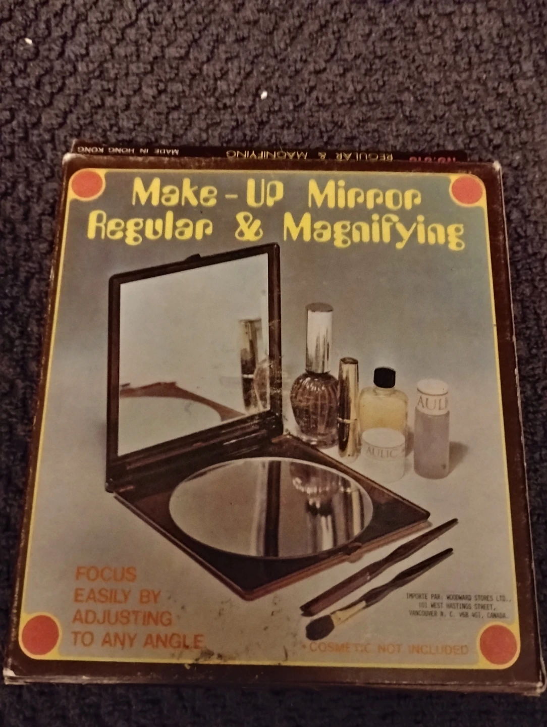 NEW!! COMPACT TRAVEL MAKEUP MIRROR