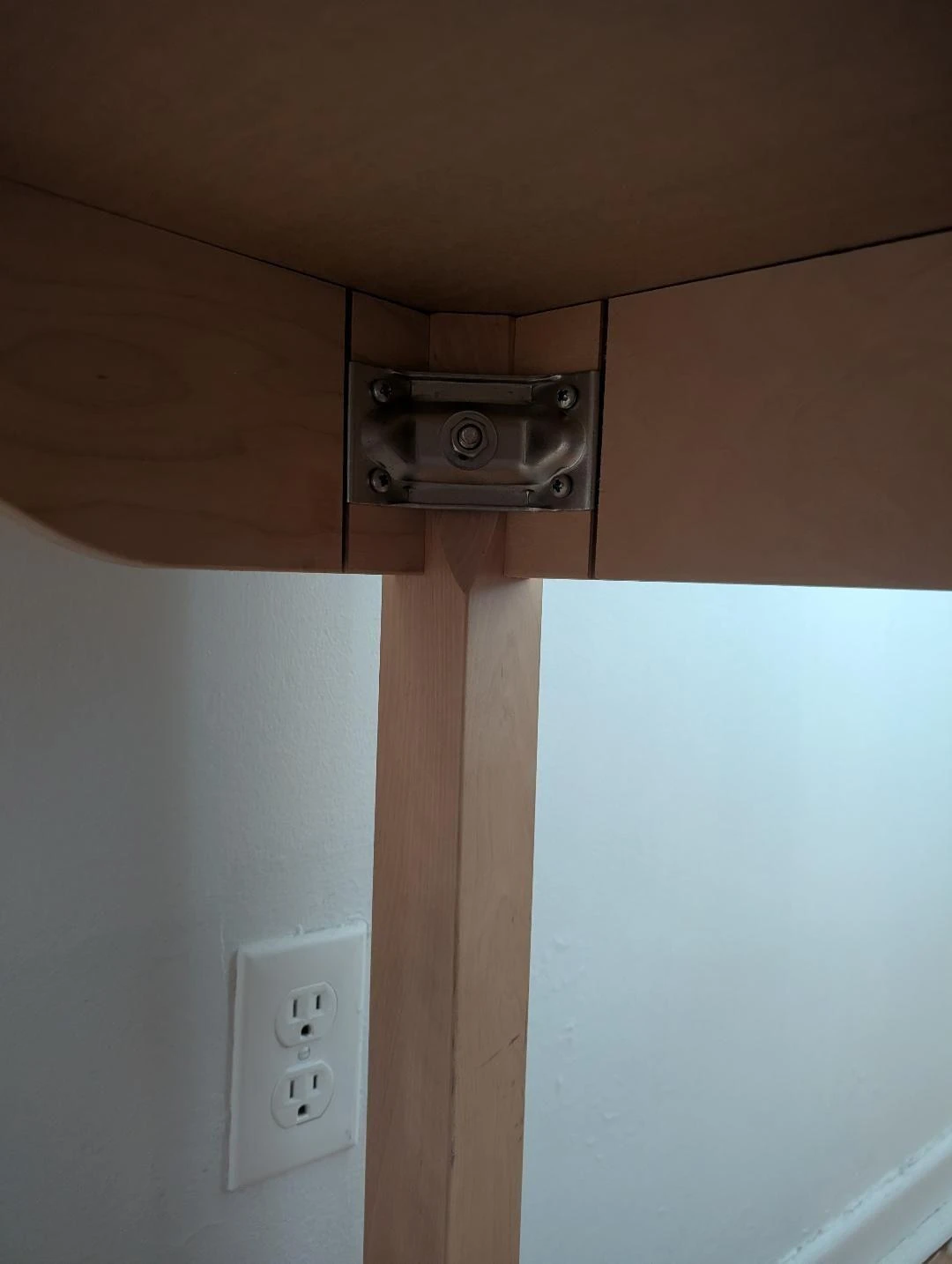 Light Wood Writing Desk with Drawers