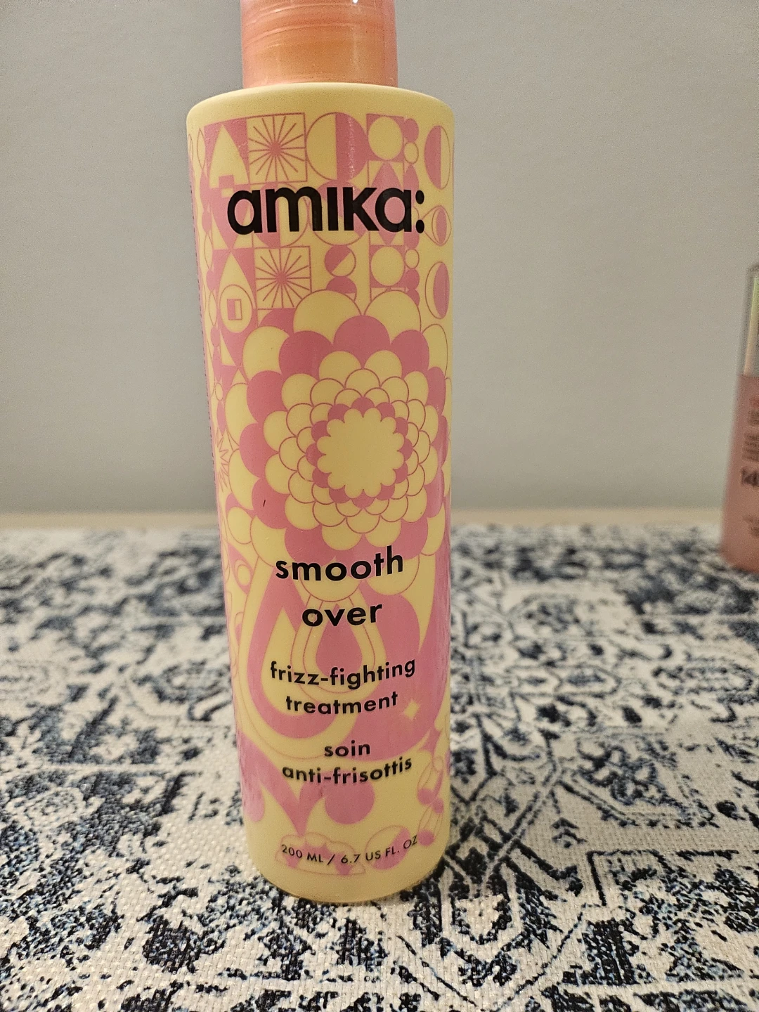 Amika Anti-Frizz Serum