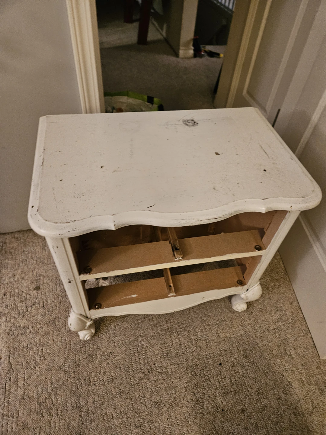 2 night/side tables - photo 5