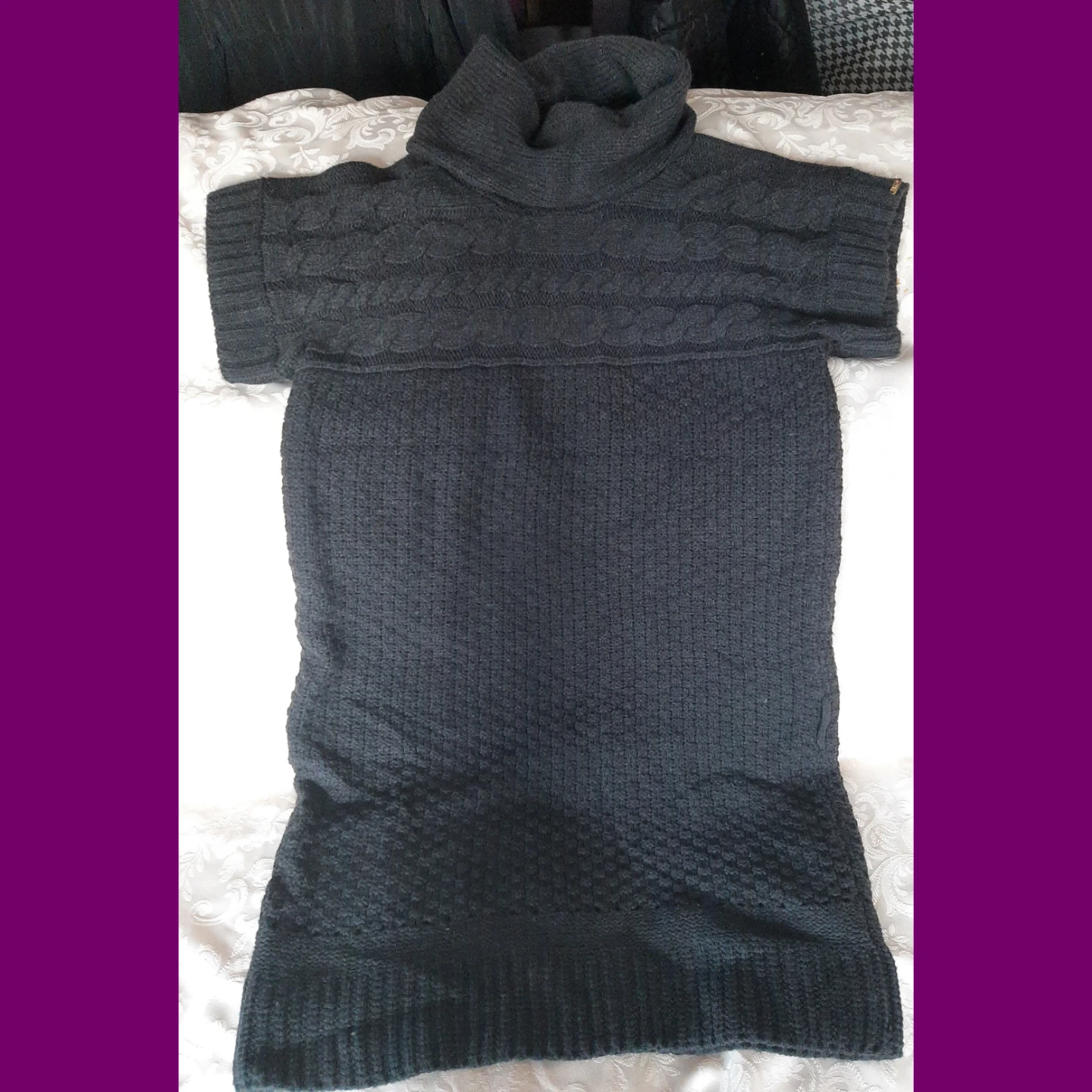 Bundle of 4 Women's Knit Dresses - photo 2